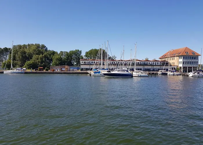 Fewo Segelhafenidyll - Direkte U. Ruhige Wasserlage