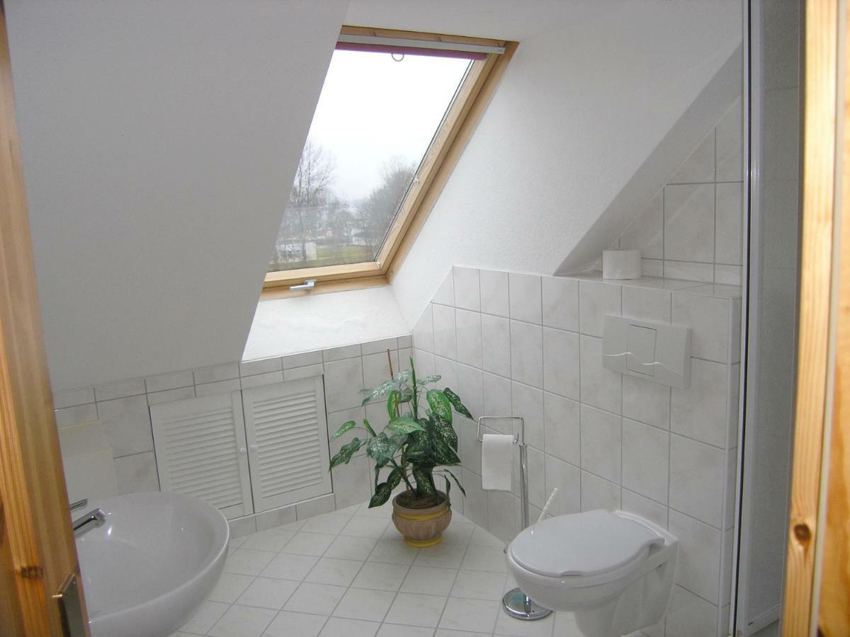 Fewo Segelhafenidyll - Direkte U. Ruhige Wasserlage Apartment Karlshagen
